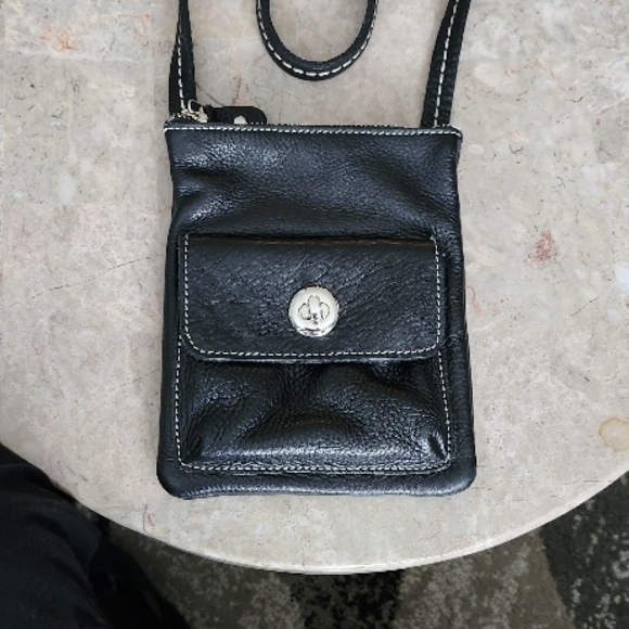 Roots Genuine Leather Black Men's Bag - Picture 2 of 8